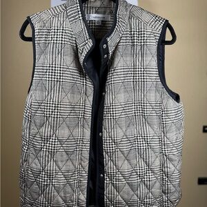 Calvin Klein Black and White Women’s Vest